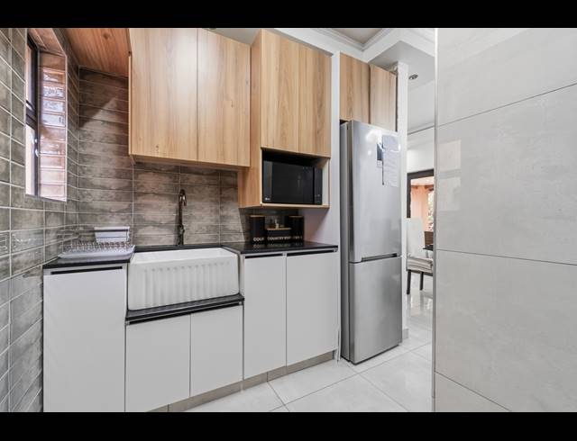 4 BEDROOM DUPLEX FOR SALE IN HILLTOP PRIVATE ESTATE